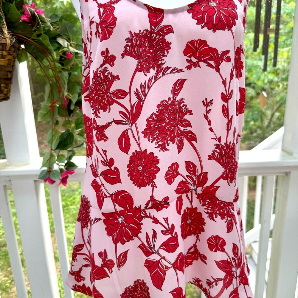 Gorgeous Cabi #5533 cranberry crush peblum floral tank-Small - Picture 9 of 13